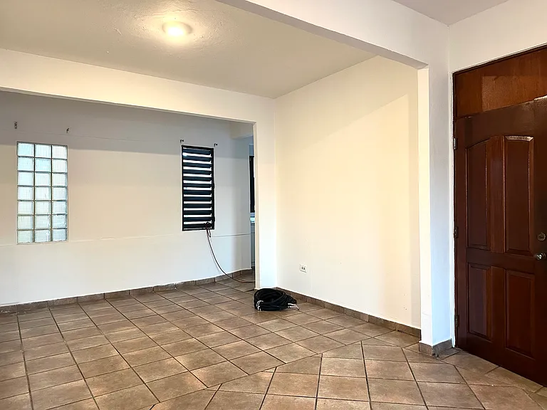 752 Avelino Vicente #B3 — Photo 3