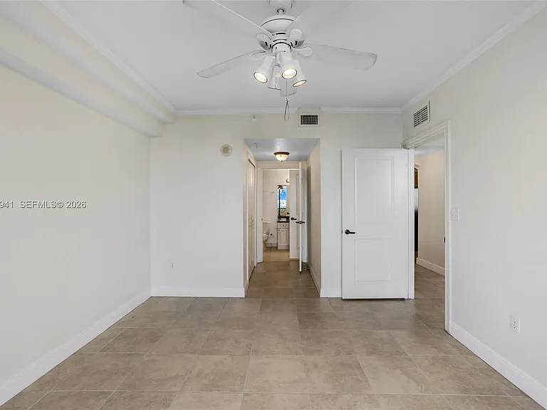2301 SW 27th Ave #1102 — Photo 23