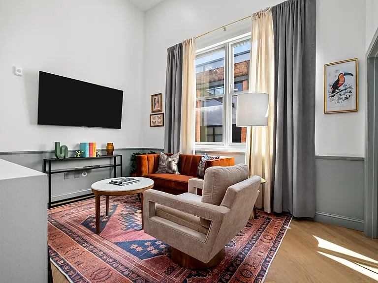 2212 Morris Ave #300 — Photo 10