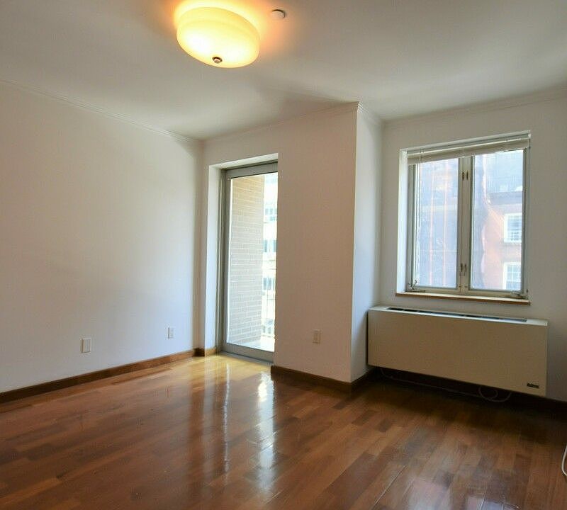 1st image of 209 W 20th St APT 2A