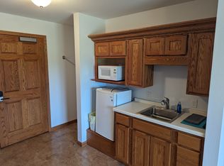 21668 80th St, Cresco, IA 52136