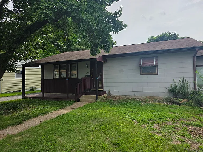 3415 Barber St — Photo 1