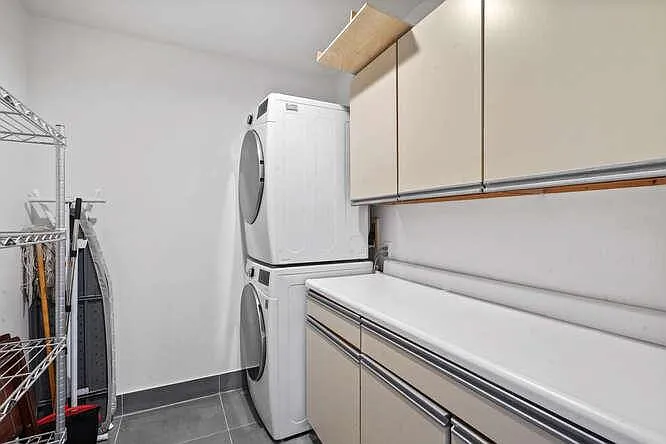Take advantage of our well-equipped laundry room for easy and efficient laundry tasks.