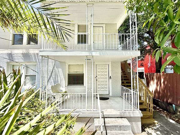 2nd image of 711 18th Ave S #2