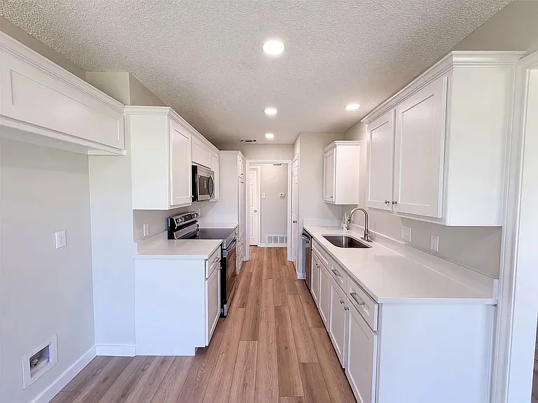 6024 Sundown Dr — Photo 9