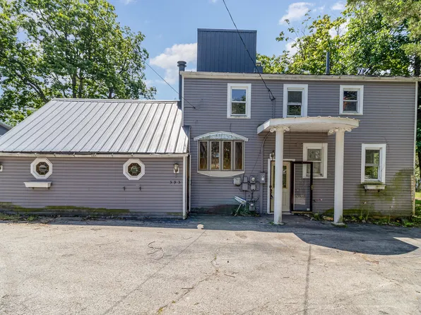 393 Lakeview Ct, Lowell, IN 46356