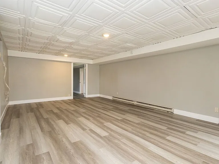 4000 Lara Ln #C — Photo 5