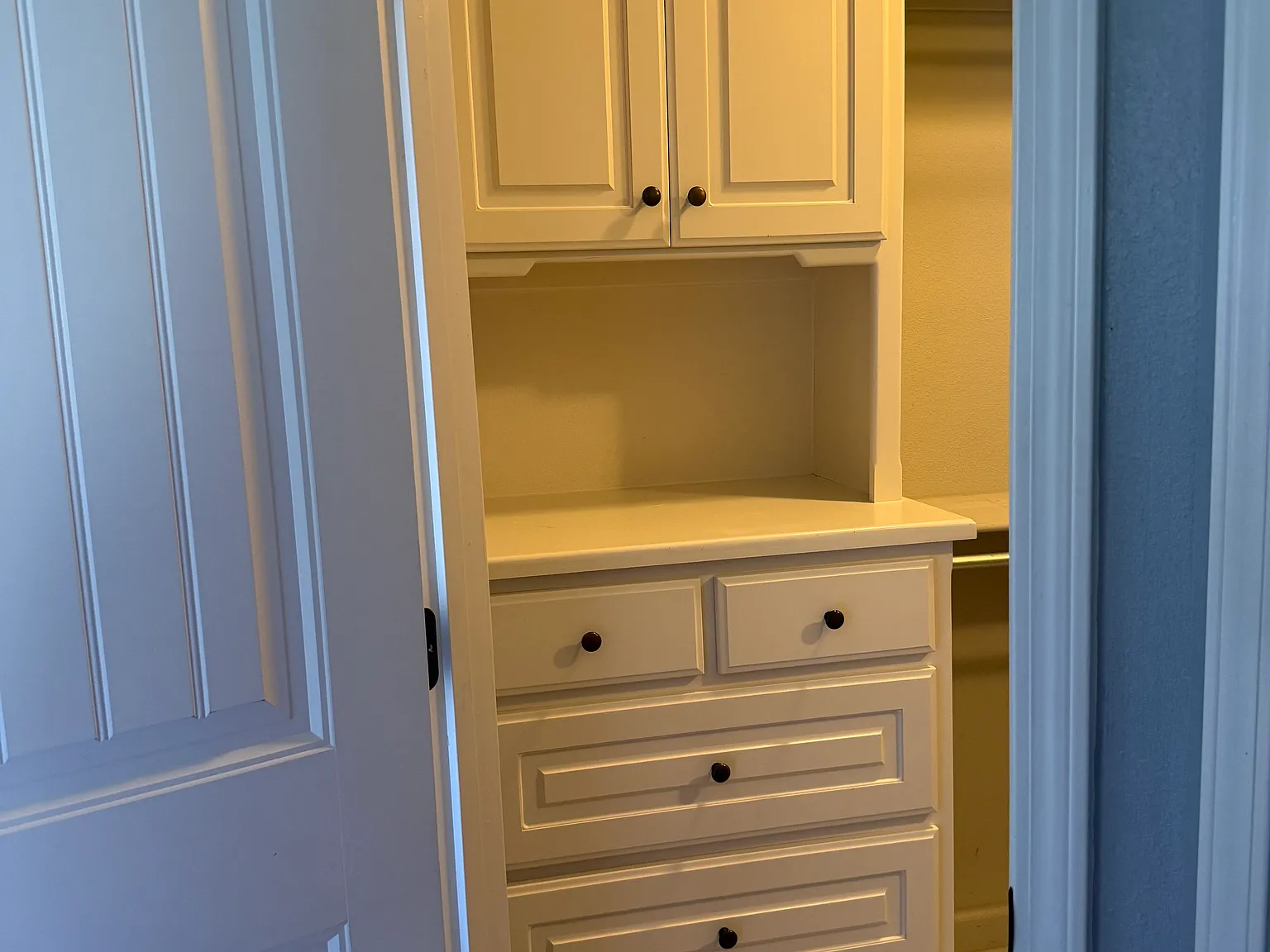 3 bed, 1801 sqft, $1,800 — Photo 3