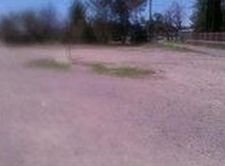 475 S Yarbrough Dr, El Paso, TX 79915