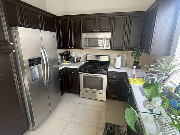 3rd image of 9516 Atwood Ave