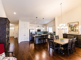 5515 Mendenhall Dr, Mechanicsburg, PA 17050
