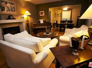 6439 Dempsey Ave, Van Nuys, CA 91406