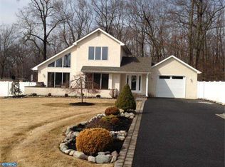 10 Woodlawn Ave, Newfield, NJ 08344