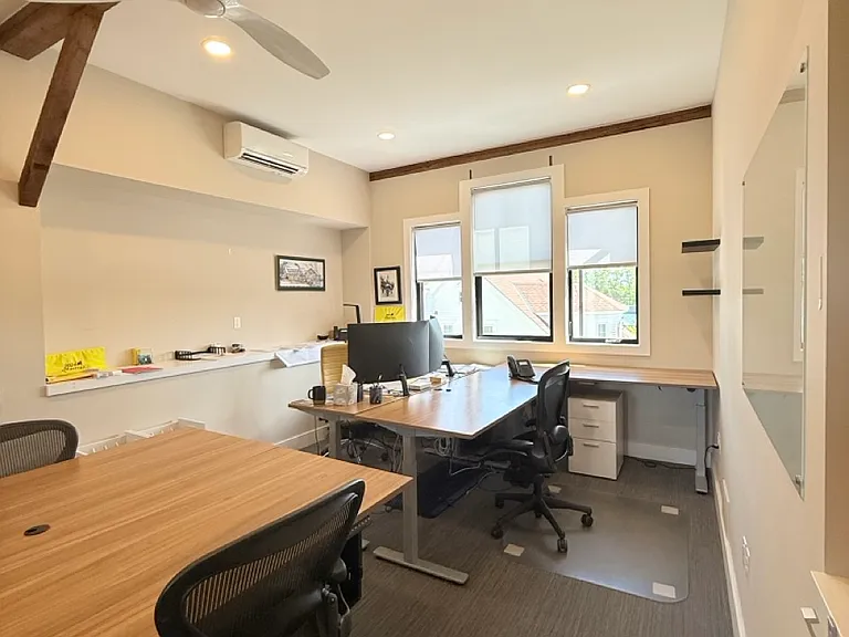 38 Main St #4 — Photo 18
