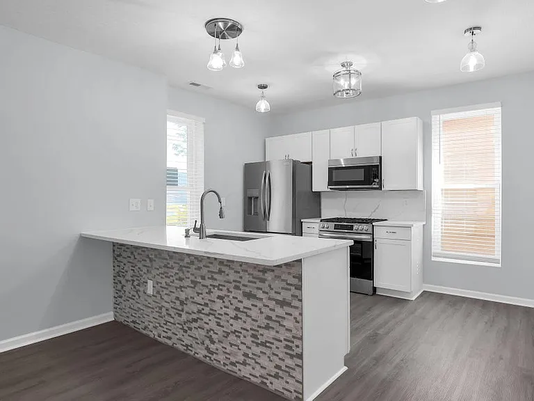 42 King Ave #B — Photo 16