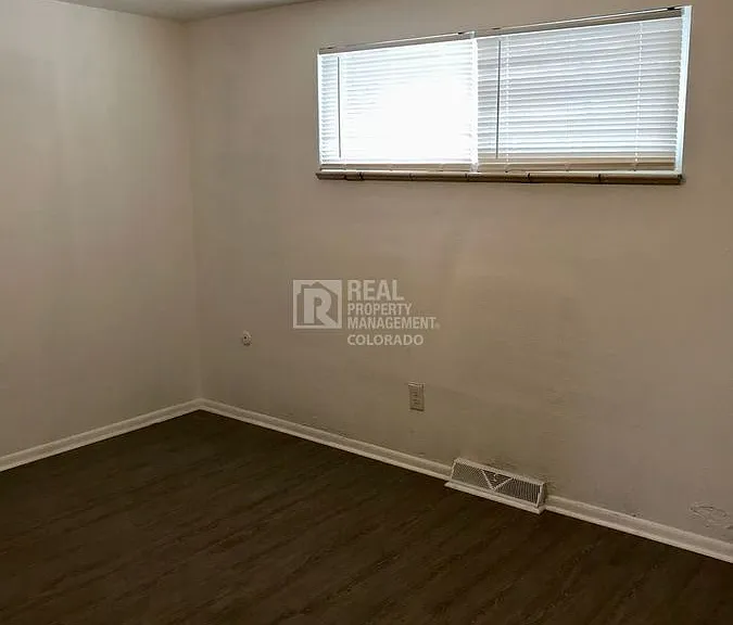 13626 E 13th Pl — Photo 12