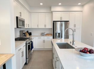 1574 E Thompson Blvd, Ventura, CA 93001