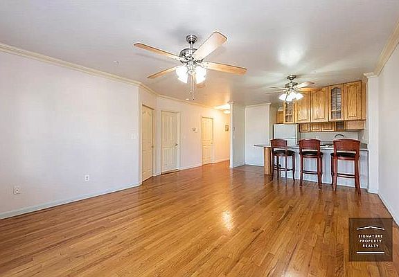 4th image of 98 Gelston Ave APT 2B