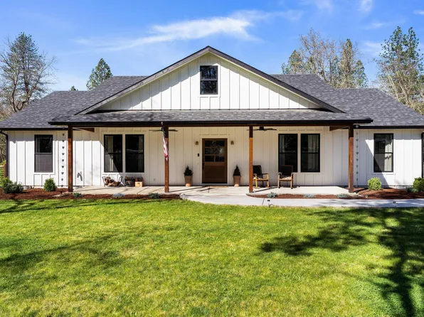 1398 Ellison Loop, Merlin, OR 97532