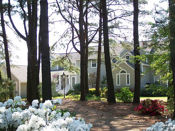 2nd image of 677 Old Bayside Dr