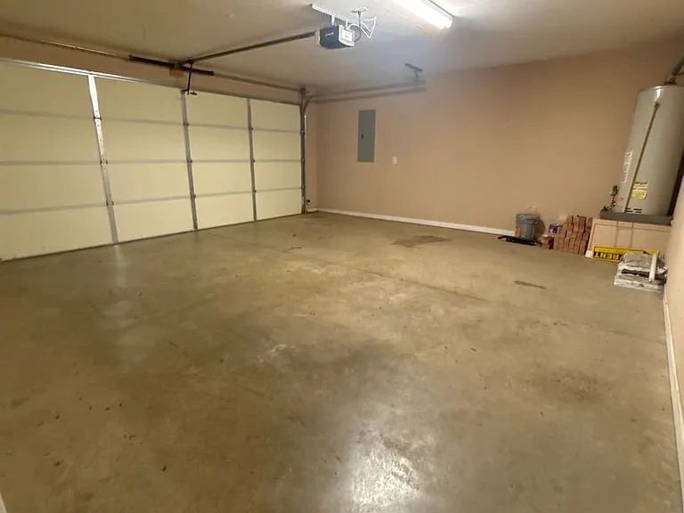 88 Romie Dr — Photo 18