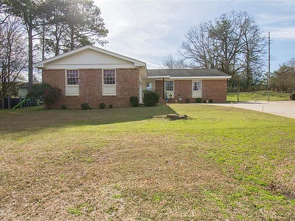 5th image of 410 Douglas Brown Cir