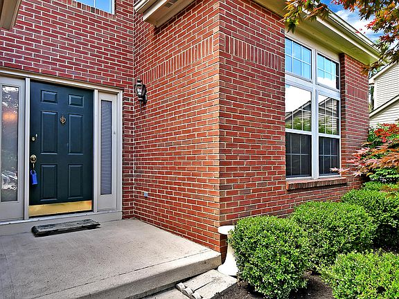4th image of 6158 Saint Mel Cir