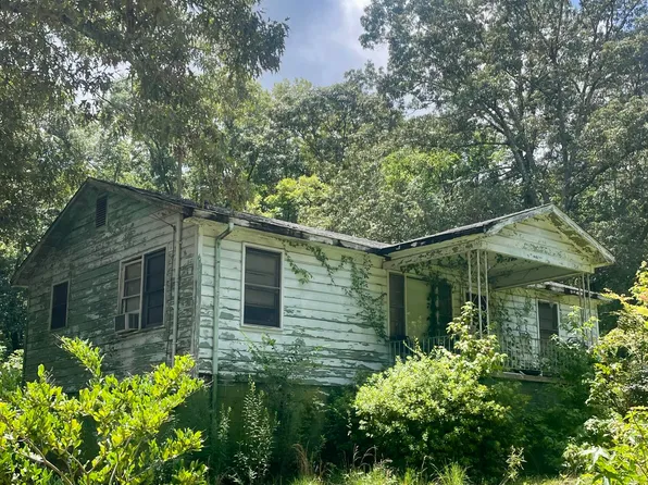 205 Solomon St, Forsyth, GA 31029