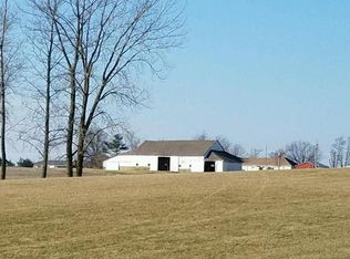1621 E Gings Rd, Rushville, IN 46173