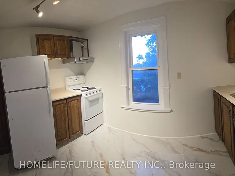 16 Highland Ave #B — Photo 9