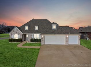 20215 E 50th Pl S, Broken Arrow, OK 74014