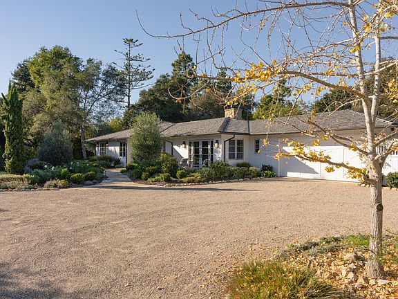 2nd image of 830 Summit Rd