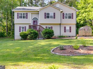 10 Corn Crib Ct, Newnan, GA 30263