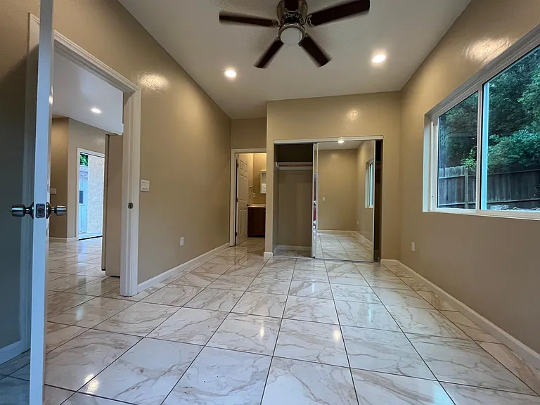 4932 Campanile Dr — Photo 73