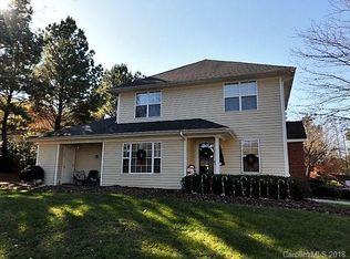 4024 Melrose Club Dr, Matthews, NC 28105