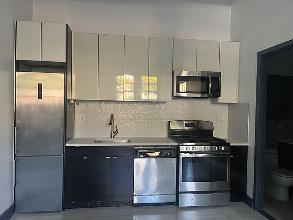 3rd image of 641 Central Ave APT 1A