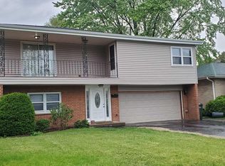 1510 Seymour Ave, North Chicago, IL 60064
