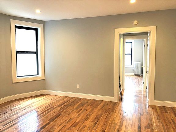 5th image of 1374 Bronx River Ave APT 1A