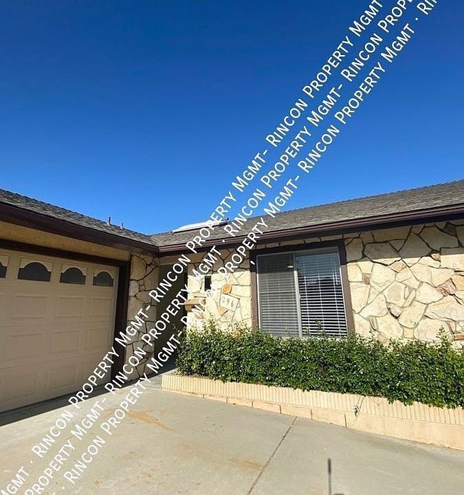 1st image of 296 Millbrae Ct