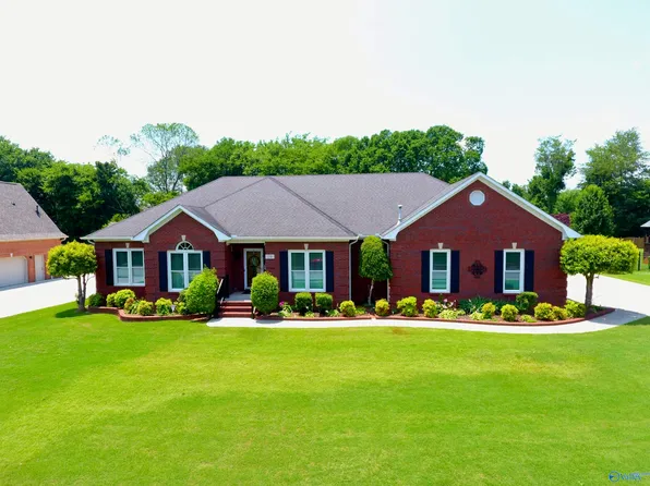 116 Hillsgate Dr, Madison, AL 35757
