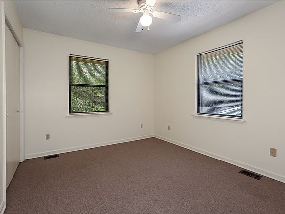 5th image of 2519 A & B 1st Ave