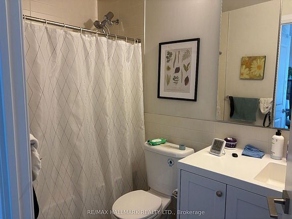 5th image of 2 Old Mill Dr #712