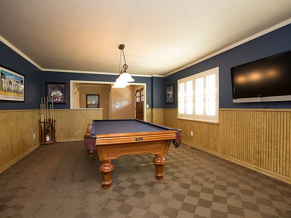 Perfect place to shoot some pool