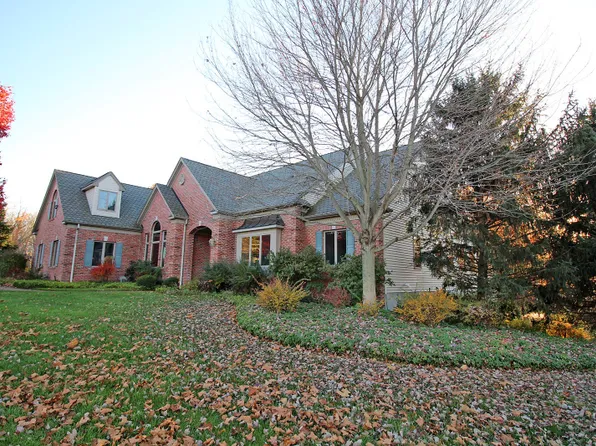 6 Poplar Rd, Hillsborough, NJ 08844