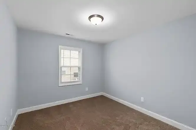 518 Everett Glades — Photo 27