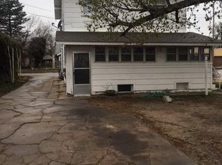 1402 S Seneca St, Wichita, KS 67213