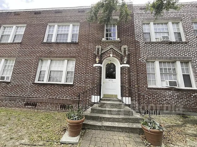 975 Willow Branch Ave #3 — Photo 12