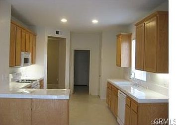 5th image of 31656 Pompei Ln