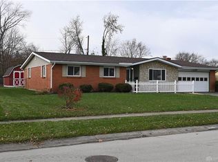 186 Katy Ln, Englewood, OH