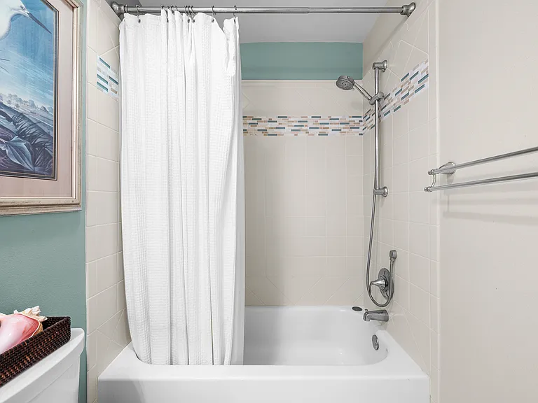 4750 Brittany Dr S #126 — Photo 24